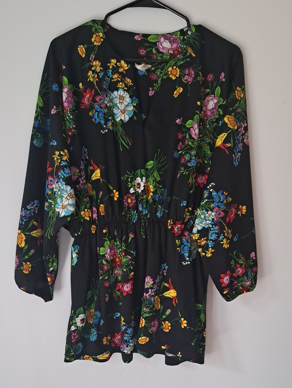 Vintage 70s Leisure Lady Floral Blouse Black V-Neck Long Sleeve